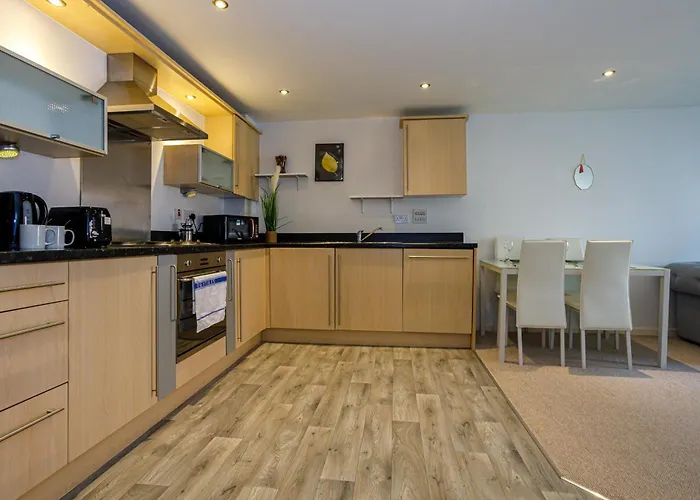 Lovely 2 Bed 2 Bathroom Apartment Manchester